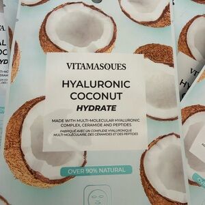 (8) Hyaluronic Coconut Hydrate Face Mask -